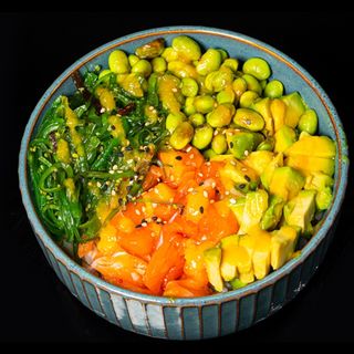 P1 salmon poke
