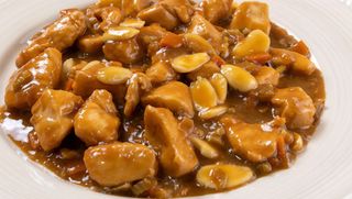 Pollo mandorle