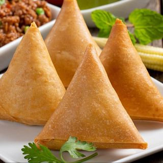 Samosa veggie o pollo