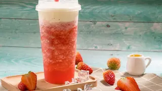 Te verde alla fragola