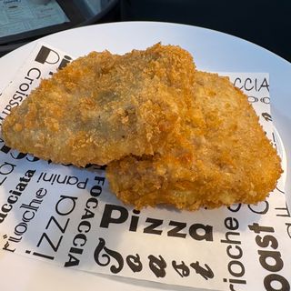 Primosale in pastella con acciughe