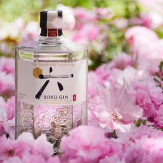 Riki gin sakura bloom edition