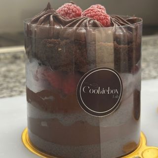 Torte al ciocolato fondante e lamponi