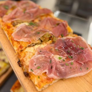 Crudo e porcini teglia