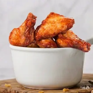 HOT CHIKEN WINGS HOT