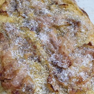 Pinsa carbonara