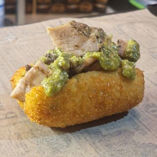 Crocchè con porchetta e pistacchio