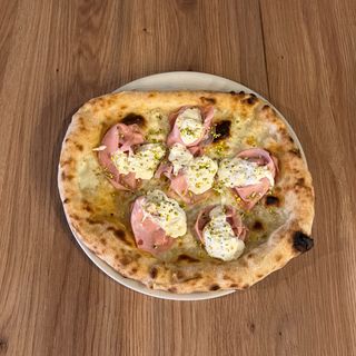 Mortadella e stracciatella