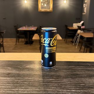 Coca-Cola 00 Lattina 330 ml