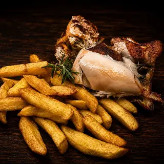 Mezzo Pollo con Patate