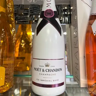 Moet Ice