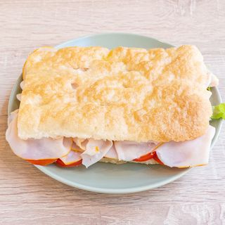Focaccia farcita