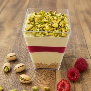 Cheesecake al pistacchio e lampone