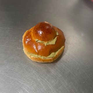 Brioche ripiena con pistacchio