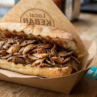 Panino carne, verdure, salse