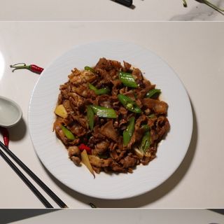 Manzo saltato con peperoni