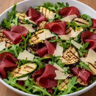 Insalata con bresaola grande