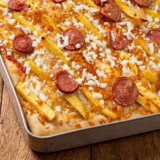 Patatine fritte e würstel