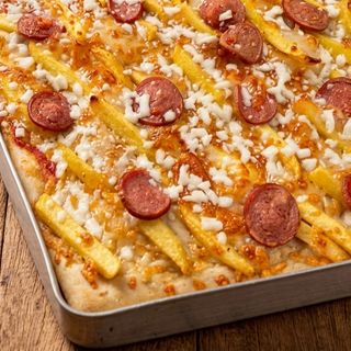 Patatine fritte e würstel
