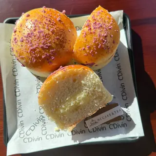 Coconut bun