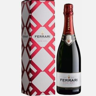 Ferrari spumante Demi Sec 75 cl. Con astuccio