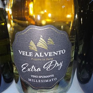 Vele Alvento Extra Dry, a Italian sparkling wine 75 cl