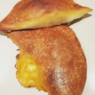 CALZONE