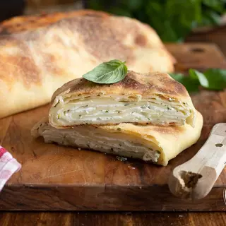 FOCACCIA RICOTTA E PREZZEMOLO