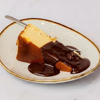 San Sebastian cheesecake