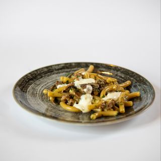 Maccheroni funghi e salsiccia