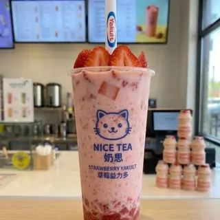 Fragola Yakult 草莓益力多