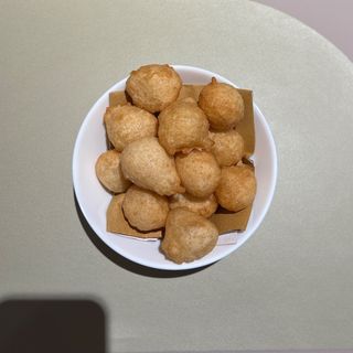 Pettole