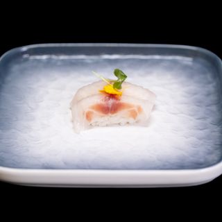 112.Nigiri branzino