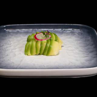 117.Nigiri avocado