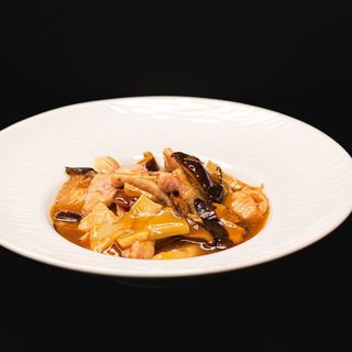 75.POLLO FUNGHI E BAMBÚ