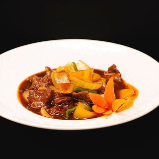 82.MAIALE IN SALSA PICCANTE