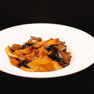 97.FUNGHI E BAMBU