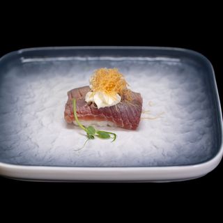 121.Nigiri stile tuna