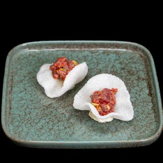 138.Nuvolette tuna