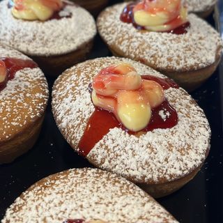 Pasticciotto-crema pasticcera ed amarena