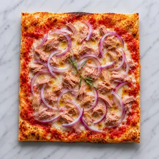 Pizza tonno e cipolla