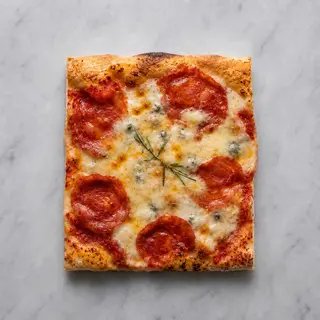 Pizza ventricina e 4 formaggi