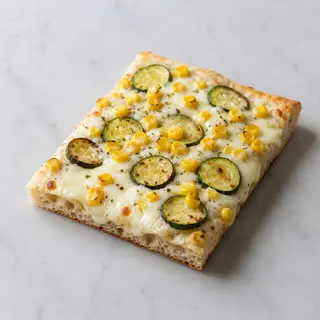 Pizza con zucchine e mais