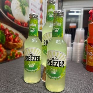 BREEZER ZING LIME