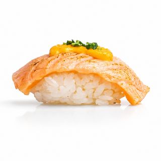20-Nigiri sake flame