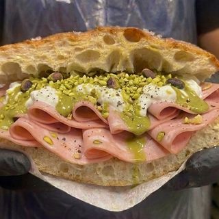 La Valentina
