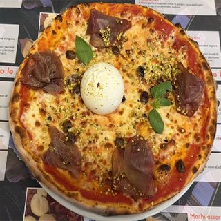 Burrata pistacchiata