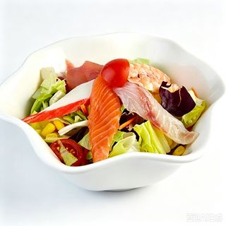 46 Kaisen Salad