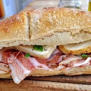 Pancetta e mozzarella