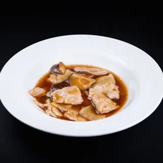 Manzo Con Funghi E Bambu